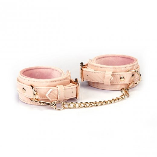 Put� na nohy Liebe Seele Boudoir Amor ru�ov�